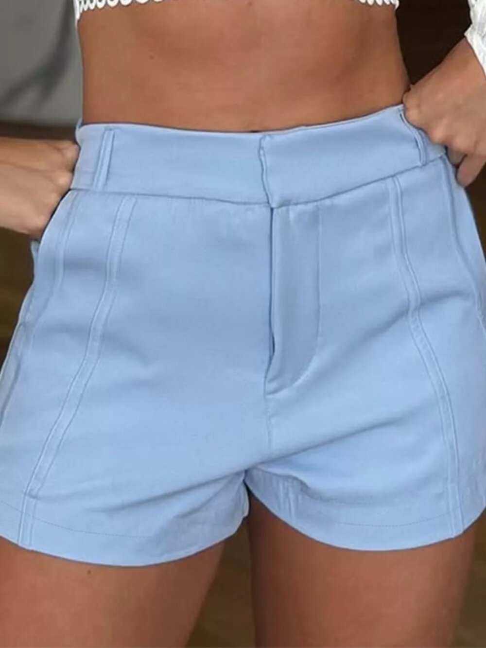 High-Waisted Shorts - Picture 4 of 5
